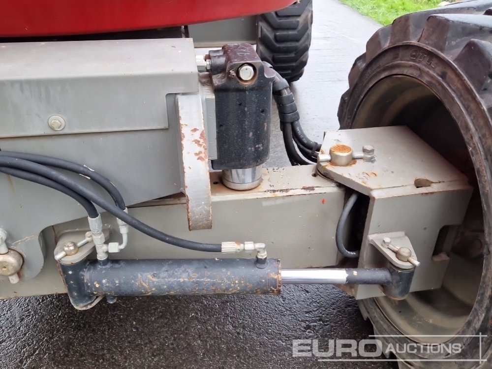 Zglobna dvižna ploščad 2011 JLG 600AJ: slika 12