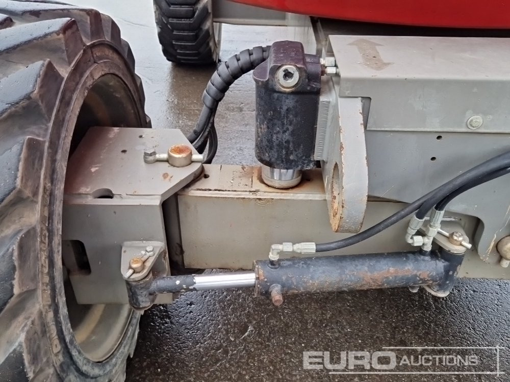 Zglobna dvižna ploščad 2011 JLG 600AJ: slika 11