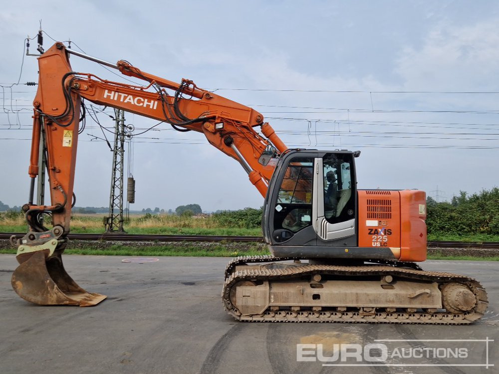 2012 Hitachi ZX225 USLC-3 - Bager goseničar: slika 2 2012 Hitachi ZX225 USLC-3 - Bager goseničar: slika 2