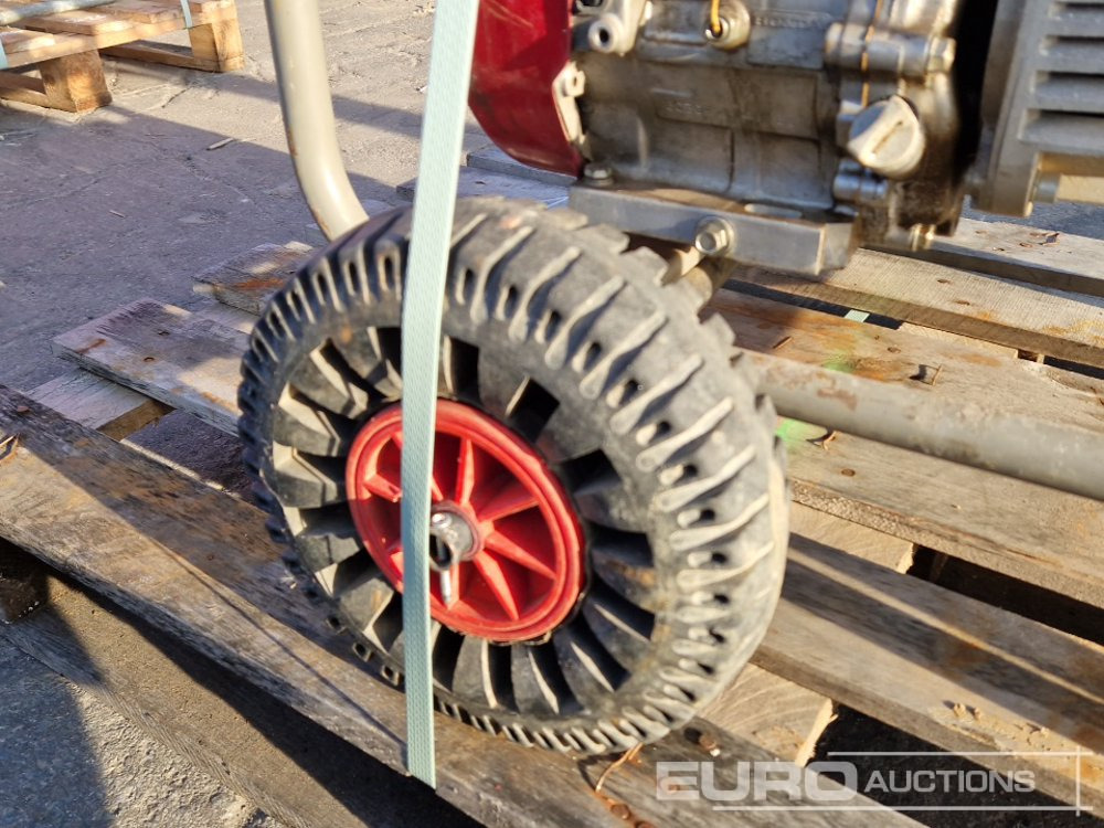 2013 Pramac ES8000 - Generator: slika 5 2013 Pramac ES8000 - Generator: slika 5