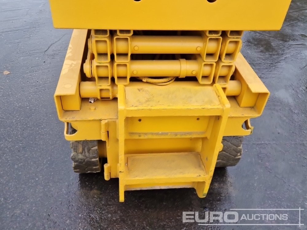 Škarjasta dvižna ploščad 2014 Haulotte Optimum 8: slika 14