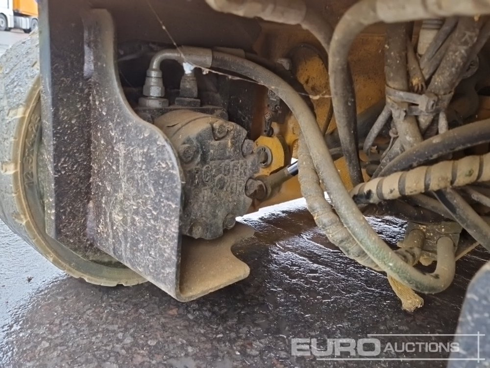 Škarjasta dvižna ploščad 2014 Haulotte Optimum 8: slika 11