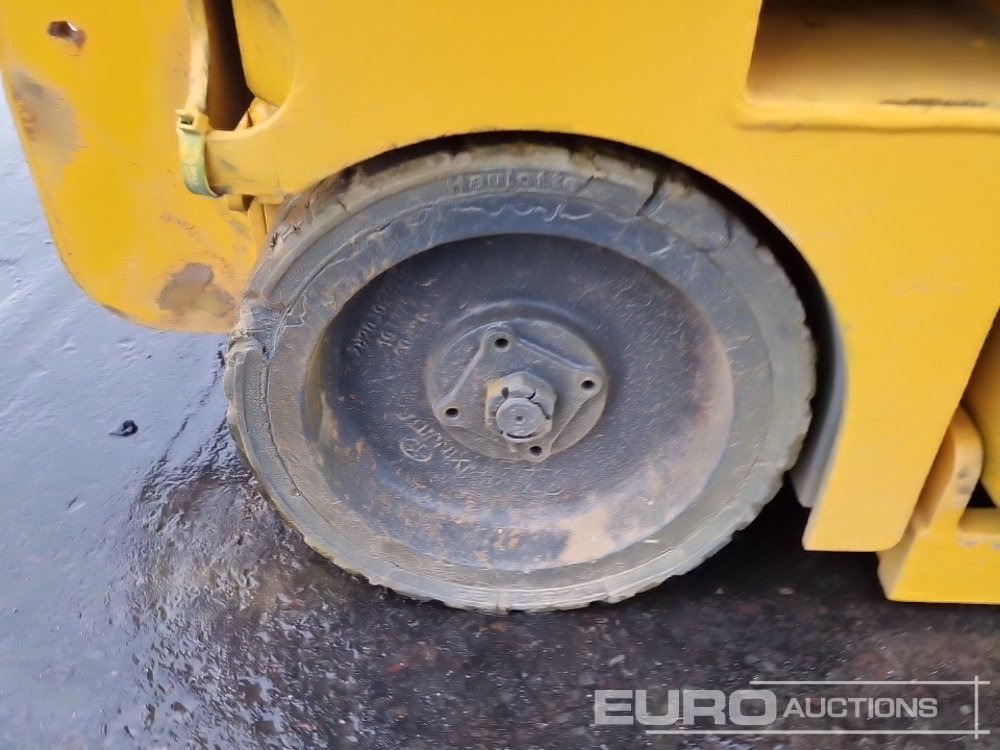 Škarjasta dvižna ploščad 2014 Haulotte Optimum 8: slika 9