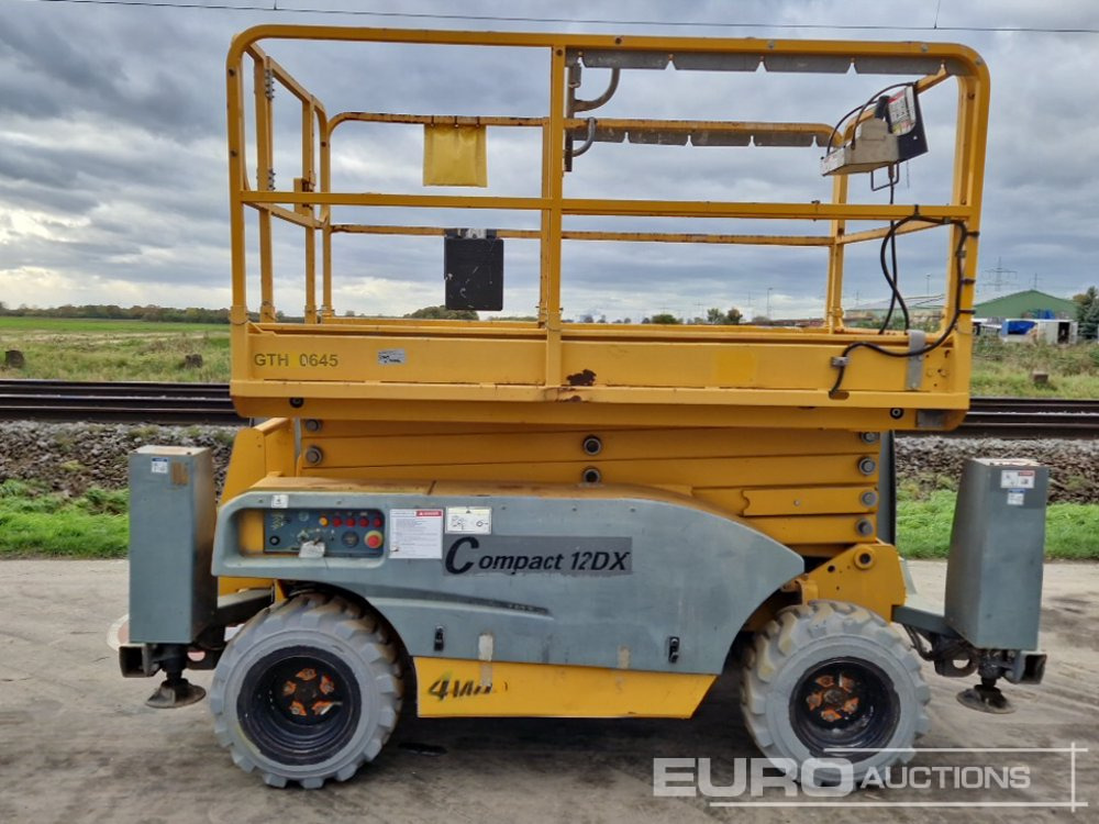 2017 Haulotte Compact 12DX - Dvižna ploščad: slika 2 2017 Haulotte Compact 12DX - Dvižna ploščad: slika 2