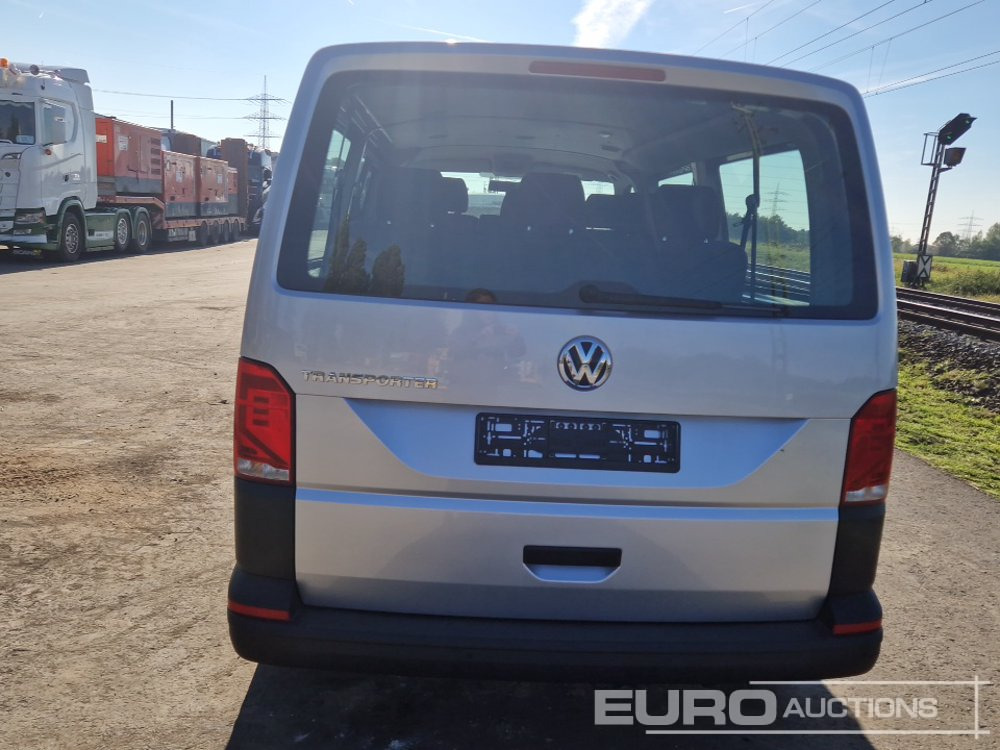 2021 Volkswagen T6 2.0TDI - Minibus, Potniški kombi: slika 4 2021 Volkswagen T6 2.0TDI - Minibus, Potniški kombi: slika 4