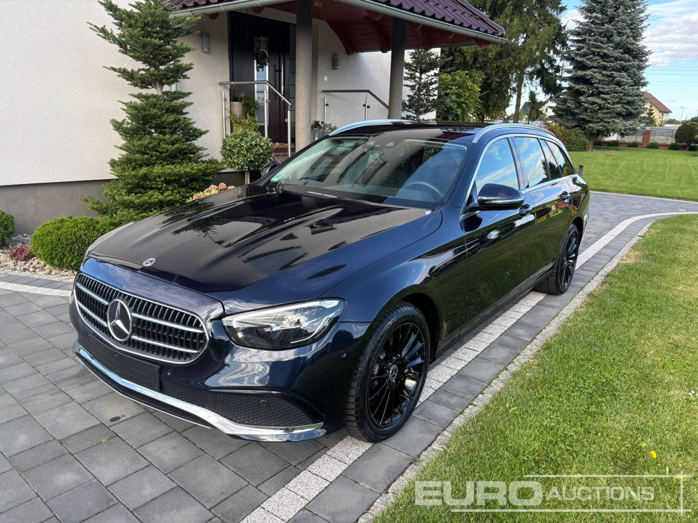 2022 Mercedes E -Klasse T-Modell E300 e, 2.0 Petrol Plug-In Hybrid, Agility Suspension, Head-Up, Burmester Sound System, Electric Windows, Parking Sensor, Navi, Heated Seats, A/C, Mercedes Me Function - Avtomobil: slika 1 2022 Mercedes E -Klasse T-Modell E300 e, 2.0 Petrol Plug-In Hybrid, Agility Suspension, Head-Up, Burmester Sound System, Electric Windows, Parking Sensor, Navi, Heated Seats, A/C, Mercedes Me Function - Avtomobil: slika 1