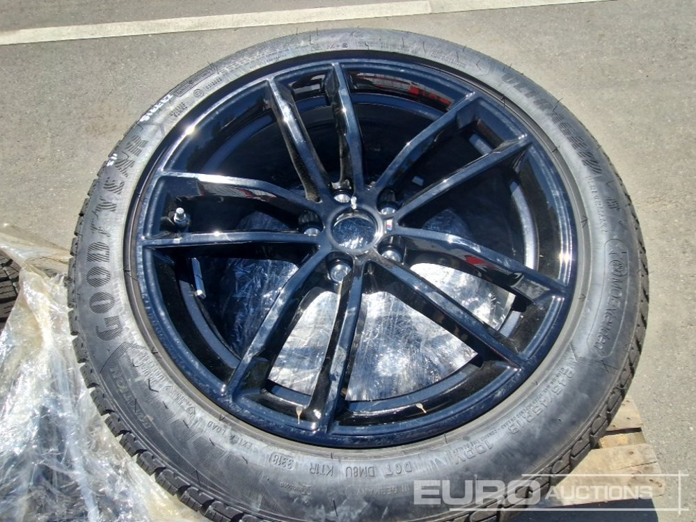 245/45R18 BMW Rims with Goodyear Winter Tyres - Guma: slika 5 245/45R18 BMW Rims with Goodyear Winter Tyres - Guma: slika 5