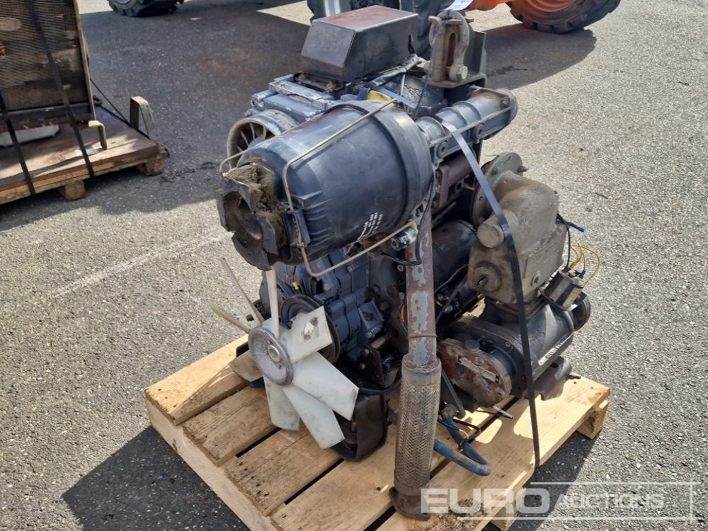 Deutz 2 Cylinder Diesel Engine - Motor: slika 3 Deutz 2 Cylinder Diesel Engine - Motor: slika 3