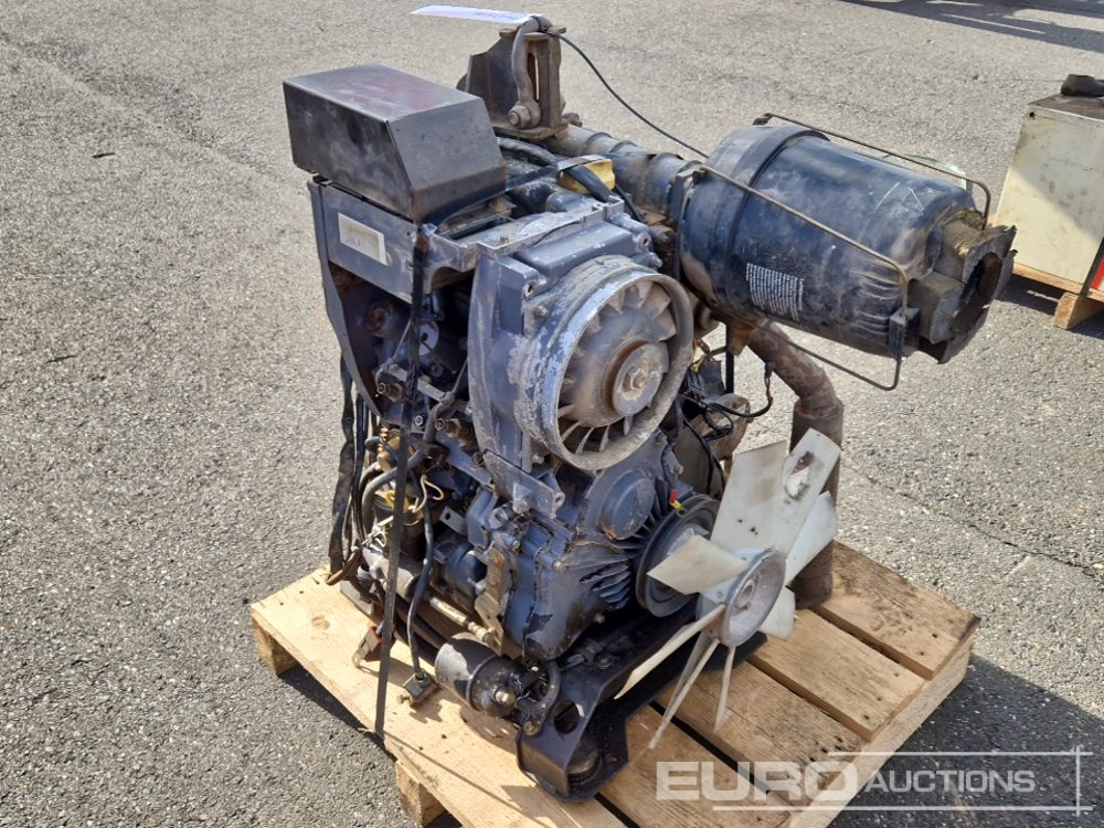 Deutz 2 Cylinder Diesel Engine - Motor: slika 2 Deutz 2 Cylinder Diesel Engine - Motor: slika 2