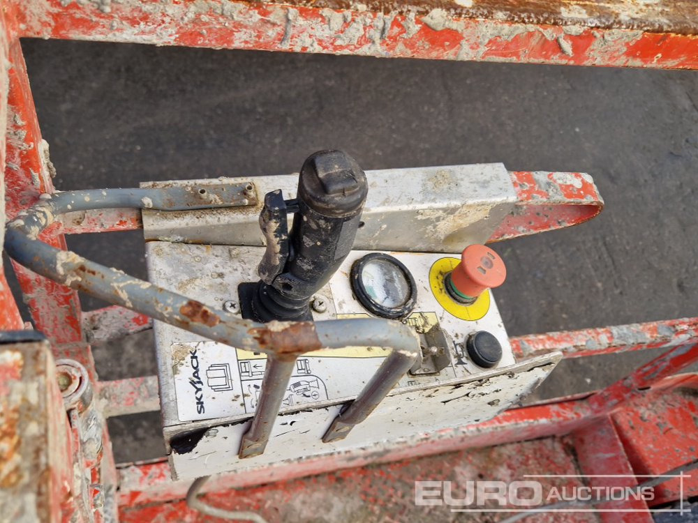 Dvižna ploščad Electric Scissor Lift: slika 15 Dvižna ploščad Electric Scissor Lift: slika 15