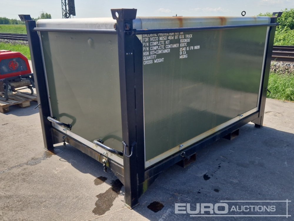 Engine Transport Container to Suit Iveco M250 Engine - Gradbena oprema: slika 2 Engine Transport Container to Suit Iveco M250 Engine - Gradbena oprema: slika 2