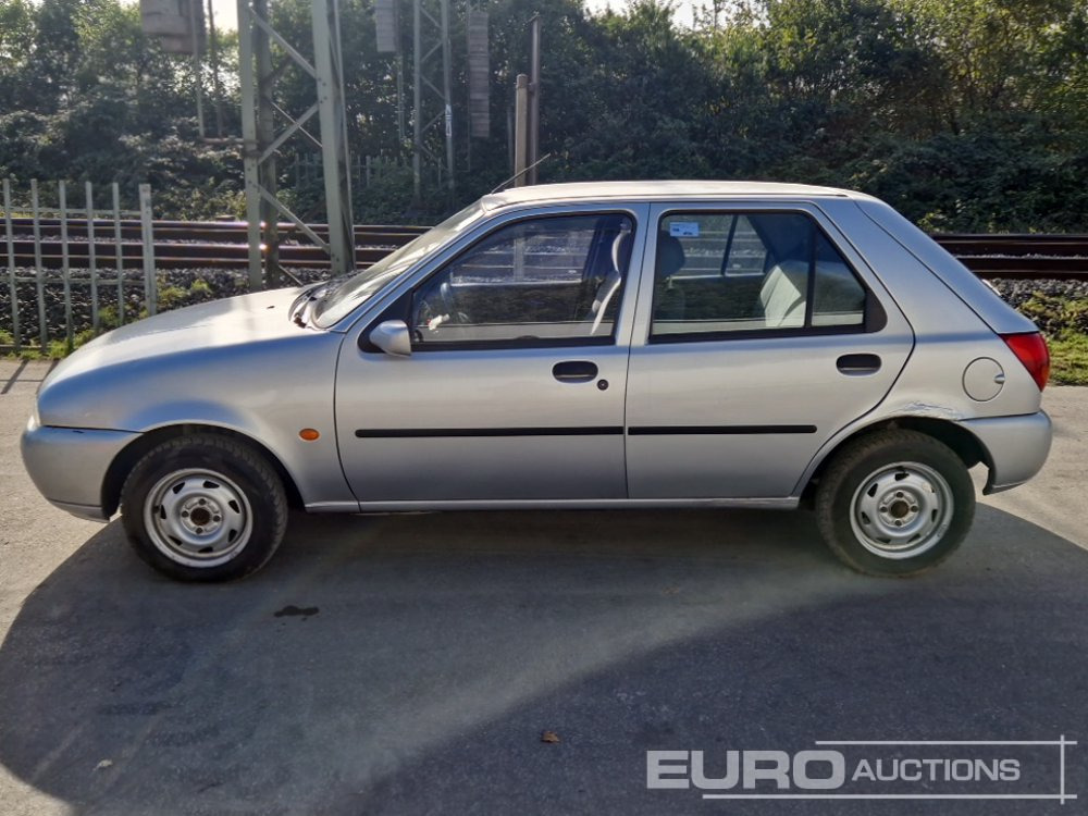 Ford Fiesta - Avtomobil: slika 2 Ford Fiesta - Avtomobil: slika 2