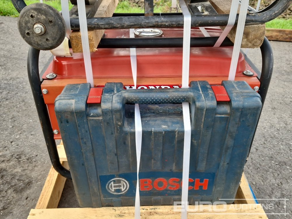 Gradbena oprema Honda EM4500SX + Einhell RT-PG3250 Mobile Generator (2 of), Tanaka THT200 + Hurricane HBH24 Hedge Trimmer (2 of), Bosch GBH2-26 Power Drill: slika 9