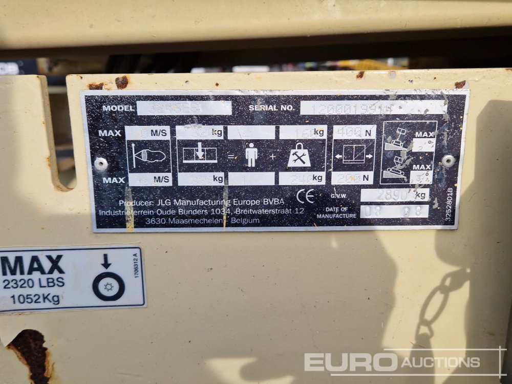 Škarjasta dvižna ploščad JLG 3246ES: slika 16