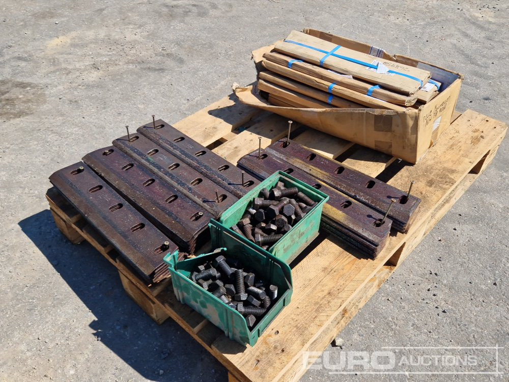 New Holland Set of Knifes to suit FR9060 - Kmetijski stroj: slika 2 New Holland Set of Knifes to suit FR9060 - Kmetijski stroj: slika 2