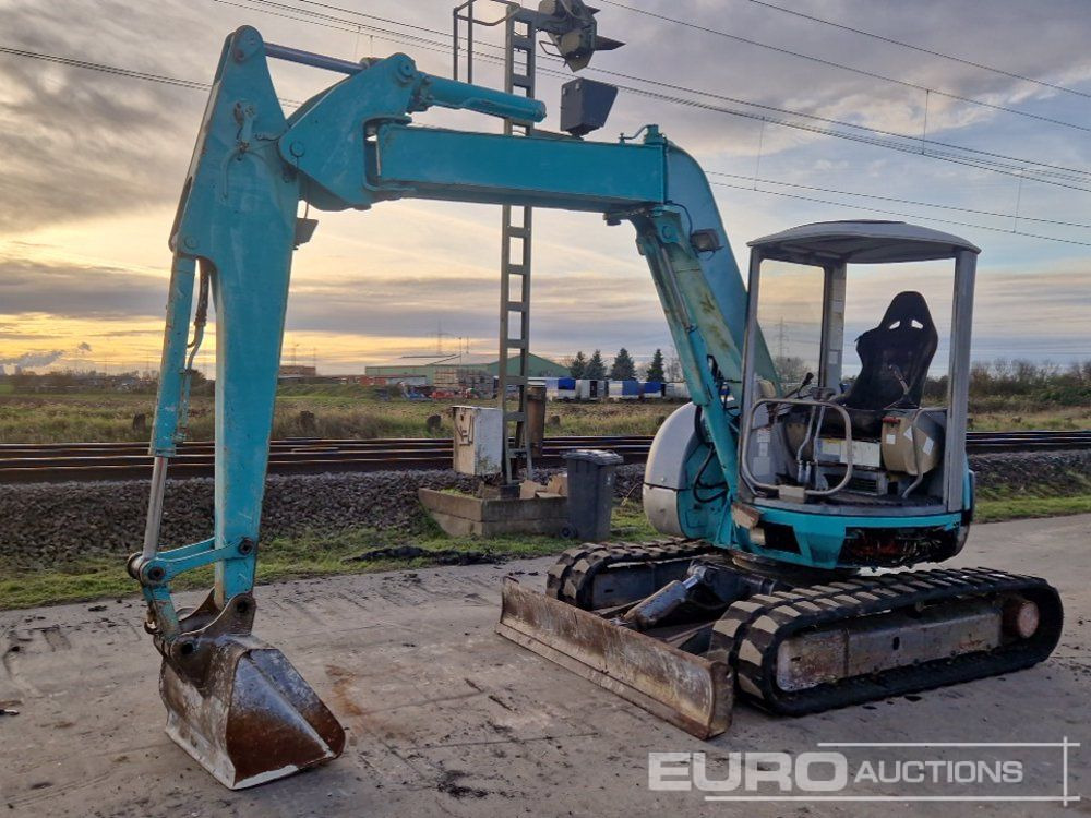 Kobelco SK50UR - Mini bager: slika 1 Kobelco SK50UR - Mini bager: slika 1