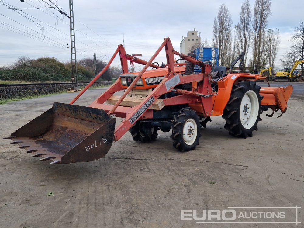 Kubota B1702 - Mini traktor: slika 1 Kubota B1702 - Mini traktor: slika 1