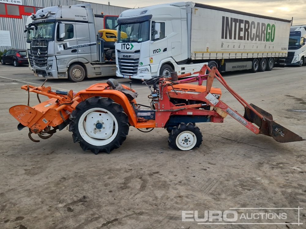 Kubota B1702 - Mini traktor: slika 5 Kubota B1702 - Mini traktor: slika 5