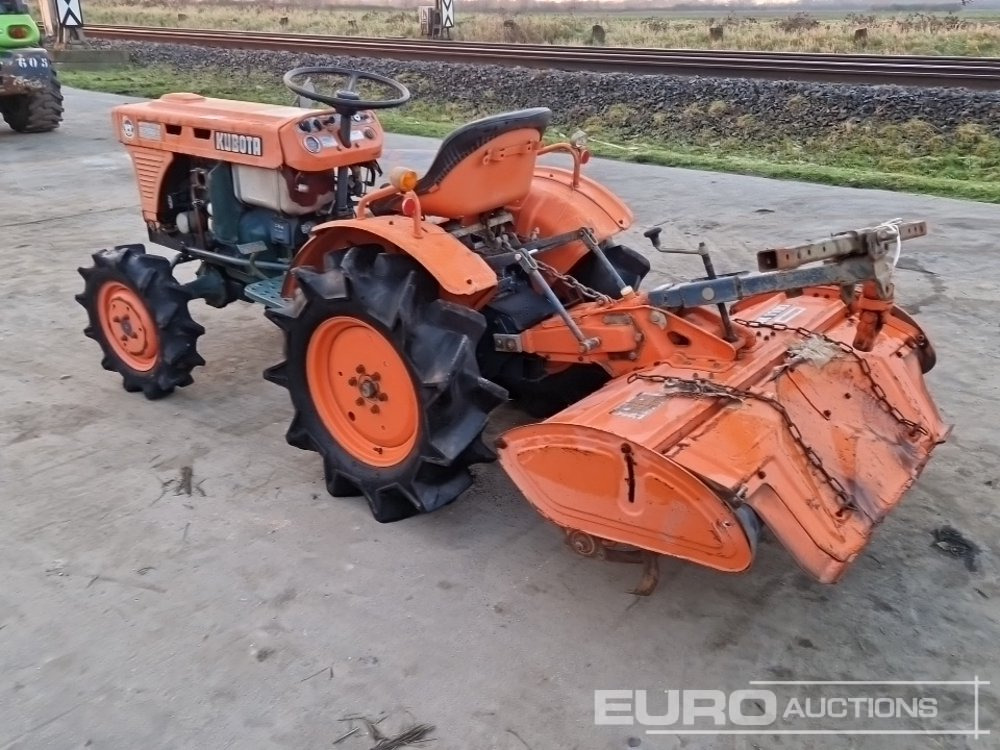 Kubota B7001 - Mini traktor: slika 3 Kubota B7001 - Mini traktor: slika 3