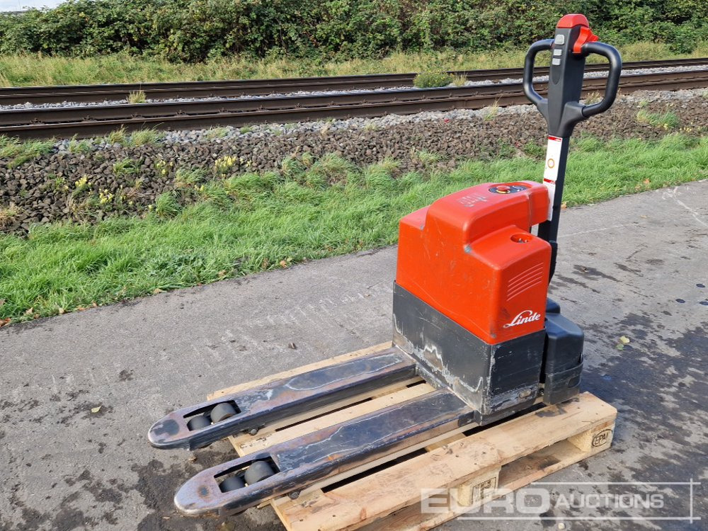 2017 Linde MT15 - Oprema za rokovanje z materiali: slika 1 2017 Linde MT15 - Oprema za rokovanje z materiali: slika 1