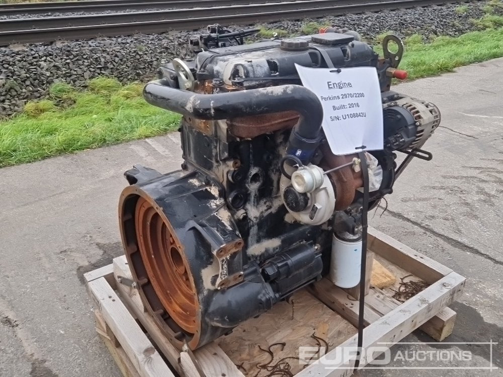 Perkins 4 Cylinder Turbo Diesel Engine - Motor: slika 1 Perkins 4 Cylinder Turbo Diesel Engine - Motor: slika 1