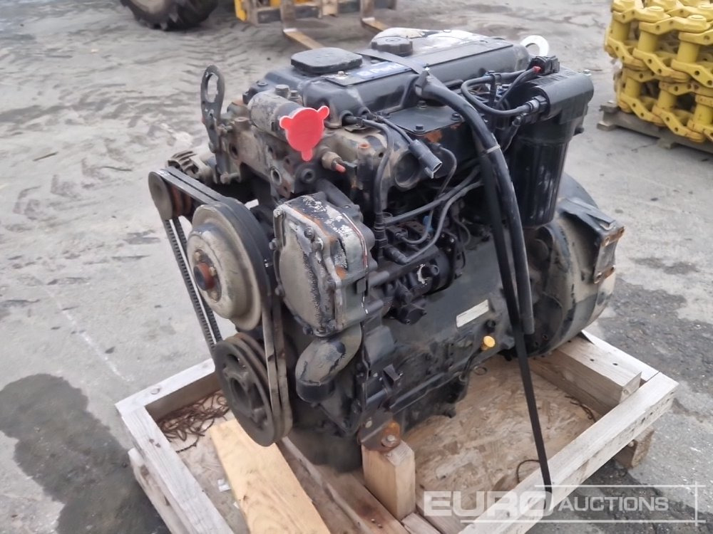 Perkins 4 Cylinder Turbo Diesel Engine - Motor: slika 3 Perkins 4 Cylinder Turbo Diesel Engine - Motor: slika 3