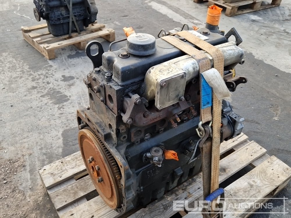 Perkins 4 Cylinder Turbo Diesel Engine - Motor: slika 1 Perkins 4 Cylinder Turbo Diesel Engine - Motor: slika 1