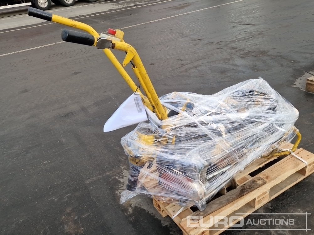 ROWRENCH P4 RKS Unirversal Petrol Powered Wrench, AX25 Concrete Poker (2 of), Husqvarna K770 Quick Cut Saw - Oprema za betonska dela: slika 3 ROWRENCH P4 RKS Unirversal Petrol Powered Wrench, AX25 Concrete Poker (2 of), Husqvarna K770 Quick Cut Saw - Oprema za betonska dela: slika 3