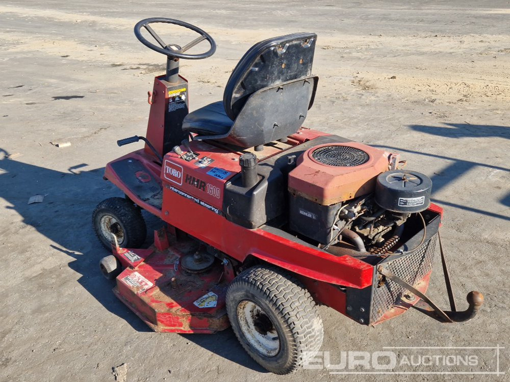 Toro HMR 1600 Ride on Lawnmower - Vrtna kosilnica: slika 2 Toro HMR 1600 Ride on Lawnmower - Vrtna kosilnica: slika 2