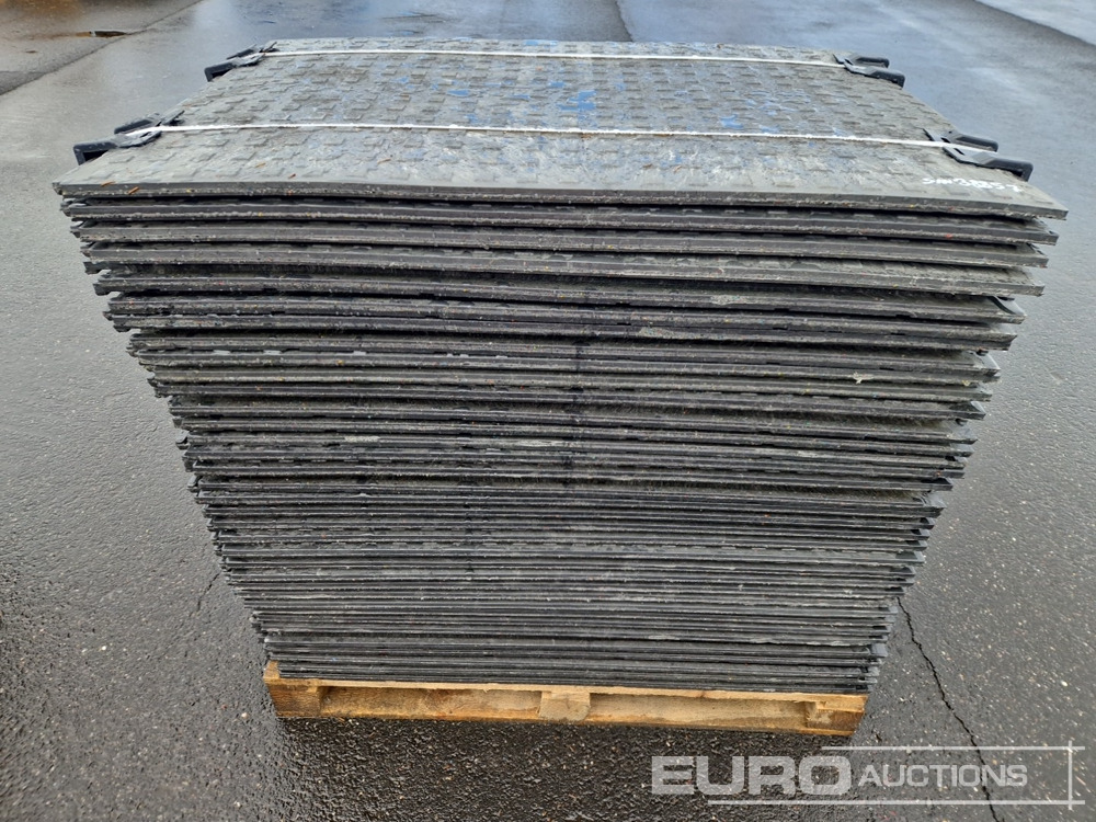 Unused Pallet of Plastic Connectable Road Plates, 1200x800x28mm, 22kg per Plate (35 of) - Gradbena oprema: slika 1 Unused Pallet of Plastic Connectable Road Plates, 1200x800x28mm, 22kg per Plate (35 of) - Gradbena oprema: slika 1