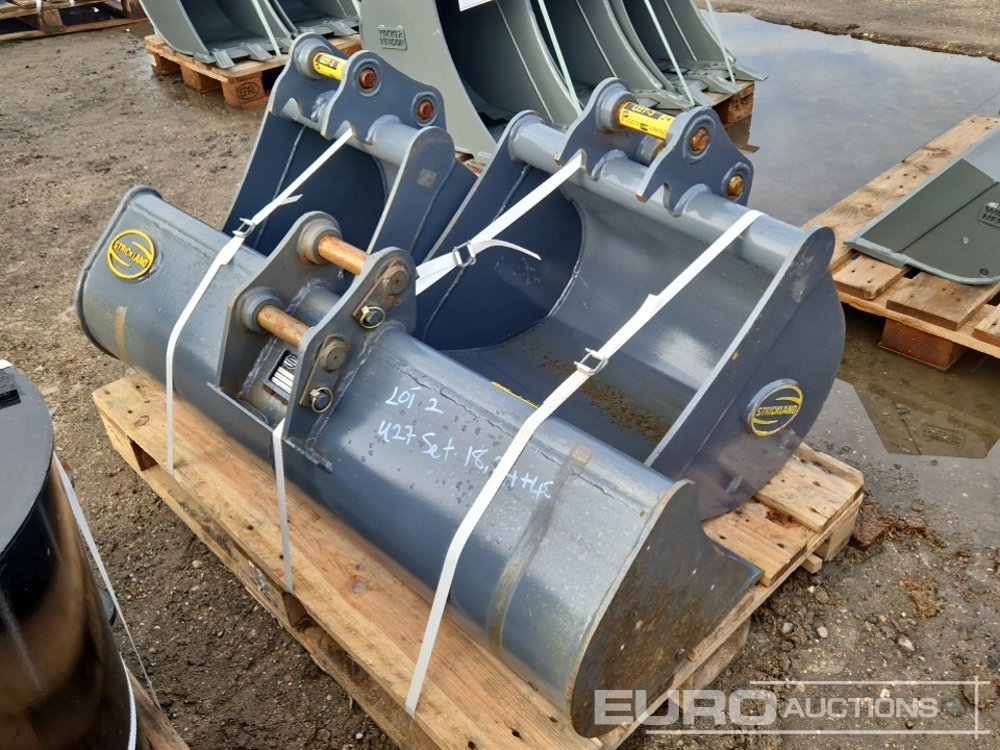 Unused Strickland 48", 24", 18" Bucket Set to suit Kubota U27 (3 of) - Žlica: slika 3 Unused Strickland 48", 24", 18" Bucket Set to suit Kubota U27 (3 of) - Žlica: slika 3