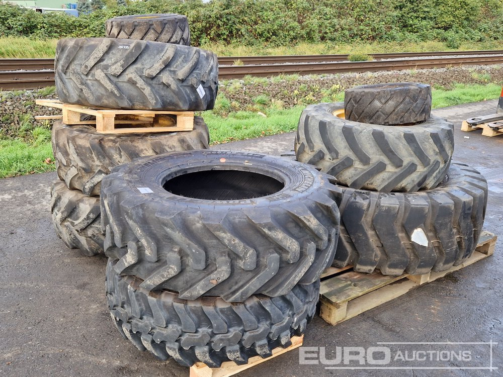 Various Tyres, Tyres with Rims - Guma: slika 1 Various Tyres, Tyres with Rims - Guma: slika 1