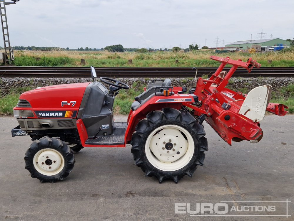 Yanmar F7 - Mini traktor: slika 2 Yanmar F7 - Mini traktor: slika 2
