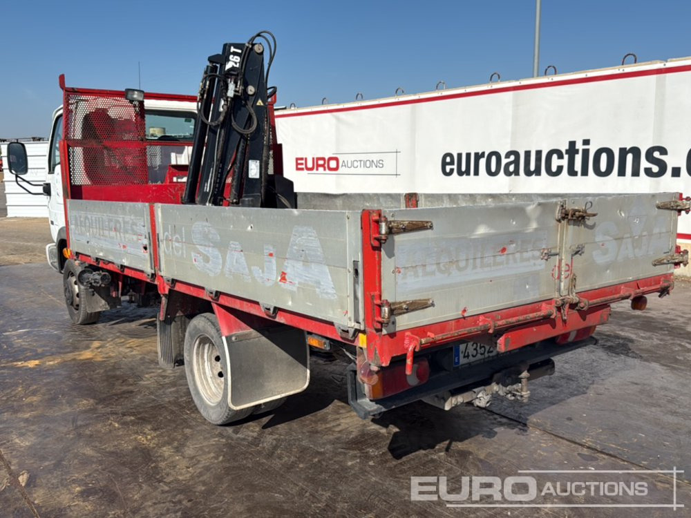 2004 Nissan Cabstar - Tovornjak s kesonom: slika 3 2004 Nissan Cabstar - Tovornjak s kesonom: slika 3