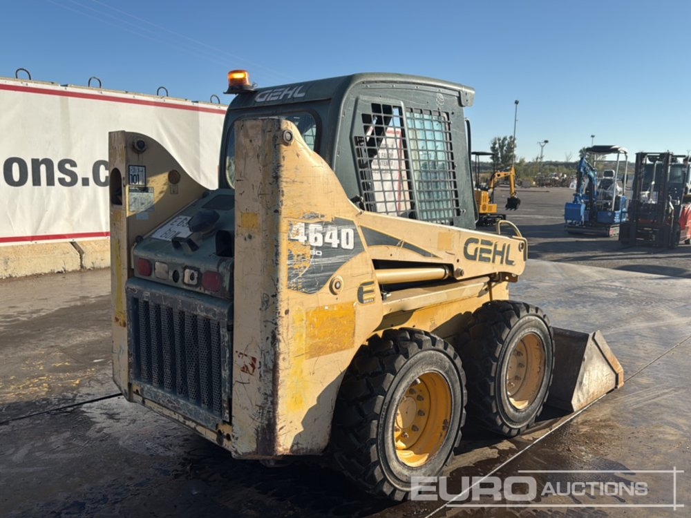 2006 Gehl SL4640SXT - Mini nakladalec: slika 5 2006 Gehl SL4640SXT - Mini nakladalec: slika 5