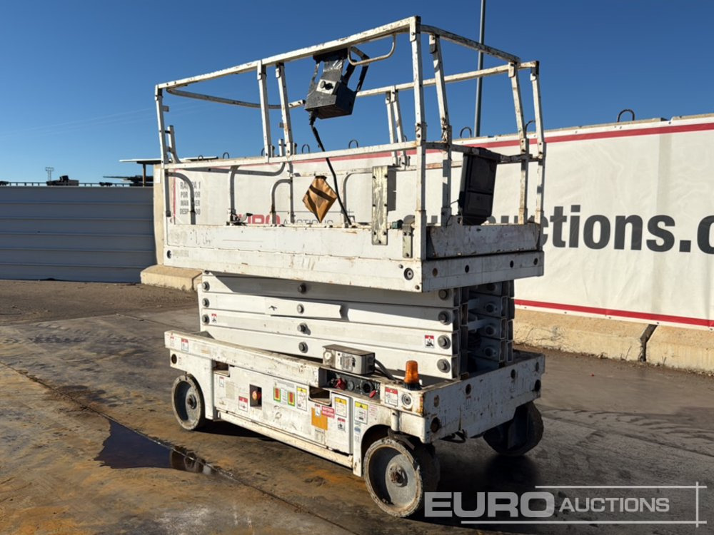 2014 Haulotte Compact 12 - Dvižna ploščad: slika 3 2014 Haulotte Compact 12 - Dvižna ploščad: slika 3