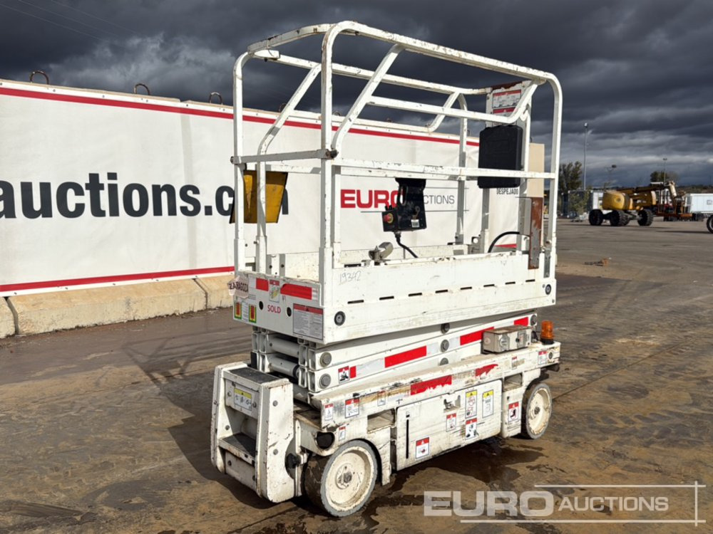 2014 Haulotte Optimum 8 - Škarjasta dvižna ploščad: slika 5 2014 Haulotte Optimum 8 - Škarjasta dvižna ploščad: slika 5