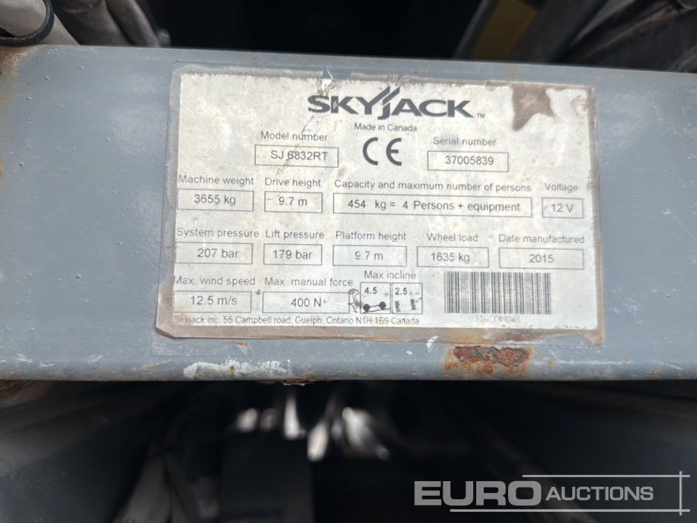 Dvižna ploščad 2015 SkyJack SJ6832RT: slika 24