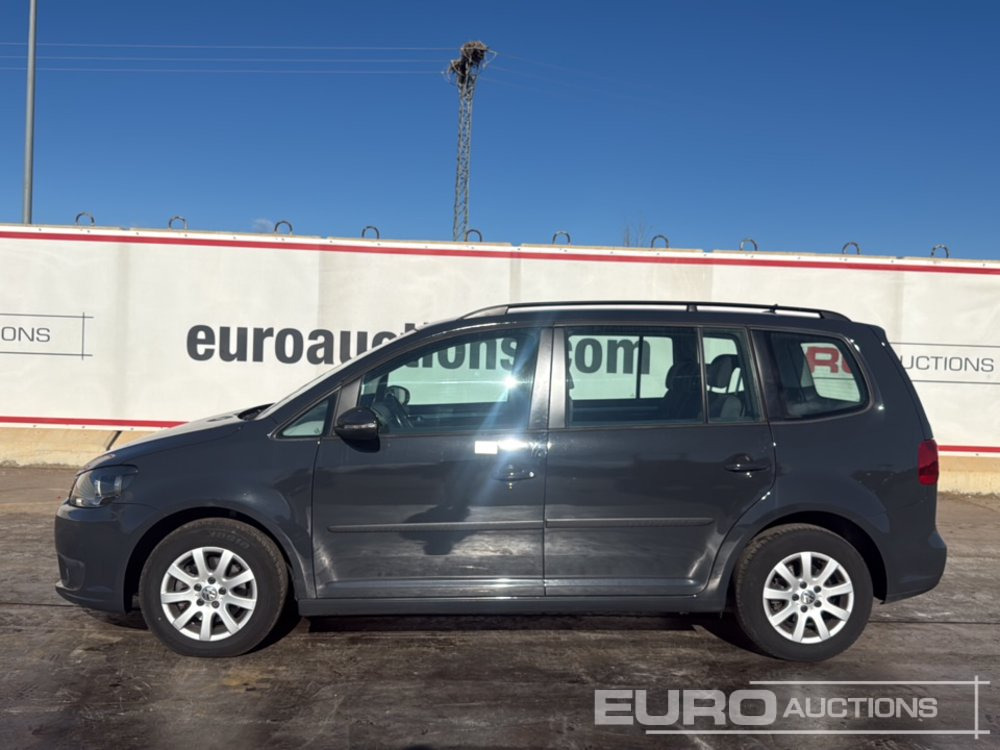 2015 Volkswagen Touran - Avtomobil: slika 2 2015 Volkswagen Touran - Avtomobil: slika 2