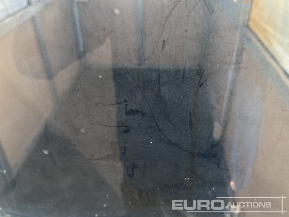 3m x 1,60m x 2,7m Indoor Office / Oficina taller - Gradbeni kontejner: slika 5 3m x 1,60m x 2,7m Indoor Office / Oficina taller - Gradbeni kontejner: slika 5