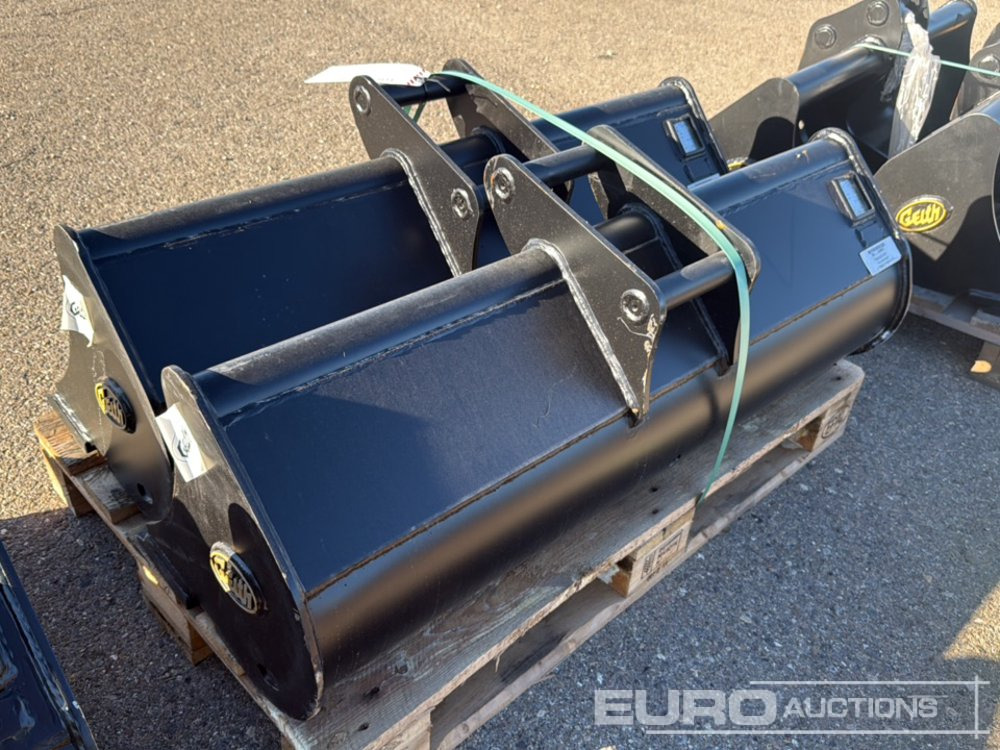 Geith Ditching Bucket G04-1200 to suit QR40 (S/Ns 1140857, 1140859) (2 of) - Žlica: slika 1 Geith Ditching Bucket G04-1200 to suit QR40 (S/Ns 1140857, 1140859) (2 of) - Žlica: slika 1