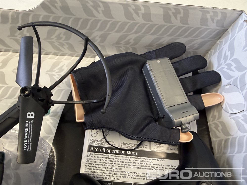 MOTOR&CO Drone HD, Hand Control - Orodje/ Oprema: slika 4 MOTOR&CO Drone HD, Hand Control - Orodje/ Oprema: slika 4