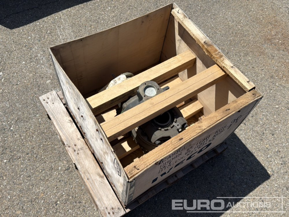 Unused Iveco Astra Differential - Gradbena oprema: slika 1 Unused Iveco Astra Differential - Gradbena oprema: slika 1