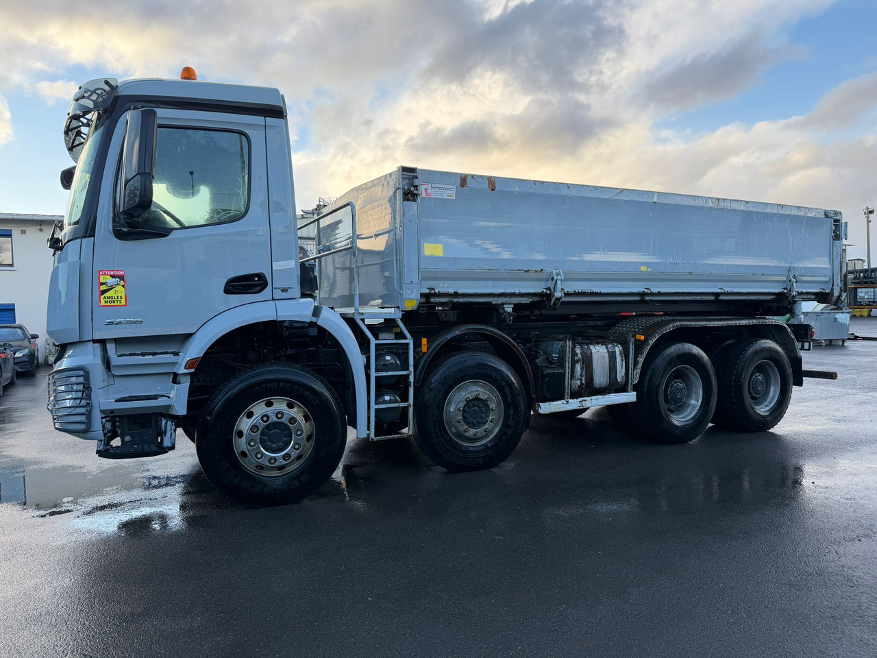 Camion porteur bi-benne EM-584-QH - Tovornjak prekucnik: slika 4 Camion porteur bi-benne EM-584-QH - Tovornjak prekucnik: slika 4