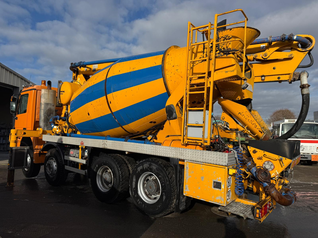 Camion pumi Mercedes Benz Actros 3241 BA-654-EE - Črpalka za beton: slika 5 Camion pumi Mercedes Benz Actros 3241 BA-654-EE - Črpalka za beton: slika 5