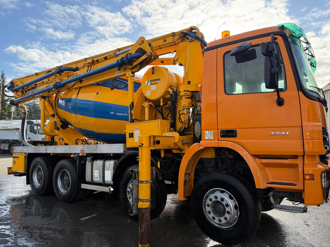 Camion pumi Mercedes Benz Actros 3241 BA-654-EE - Črpalka za beton: slika 3 Camion pumi Mercedes Benz Actros 3241 BA-654-EE - Črpalka za beton: slika 3