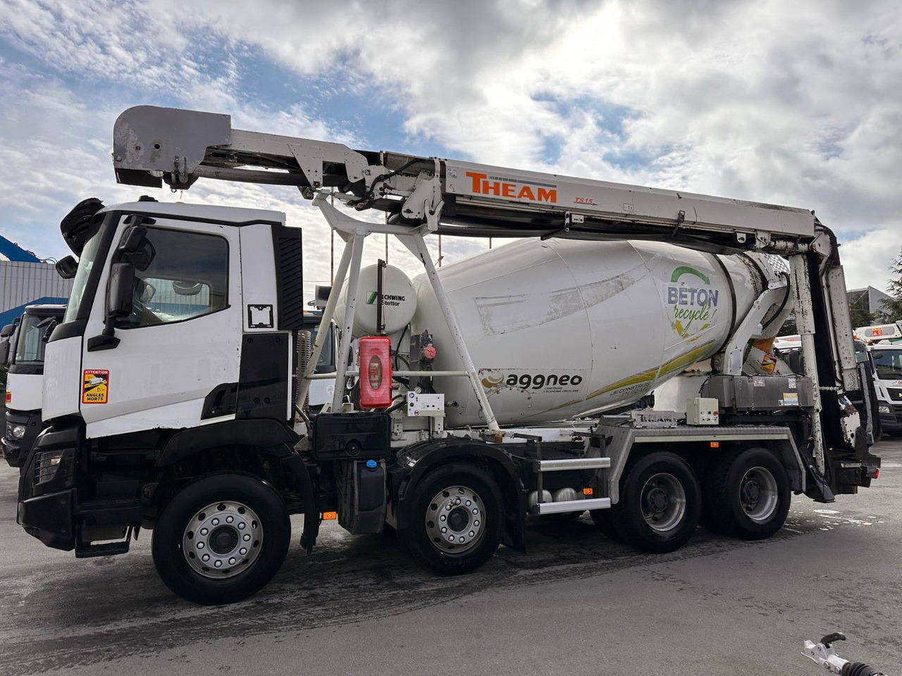 Renault C380 - Avtomešalec: slika 1 Renault C380 - Avtomešalec: slika 1