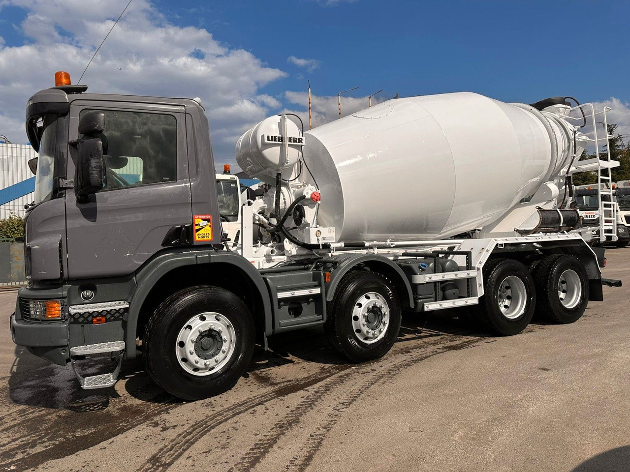 Scania P410 - Avtomešalec: slika 1 Scania P410 - Avtomešalec: slika 1
