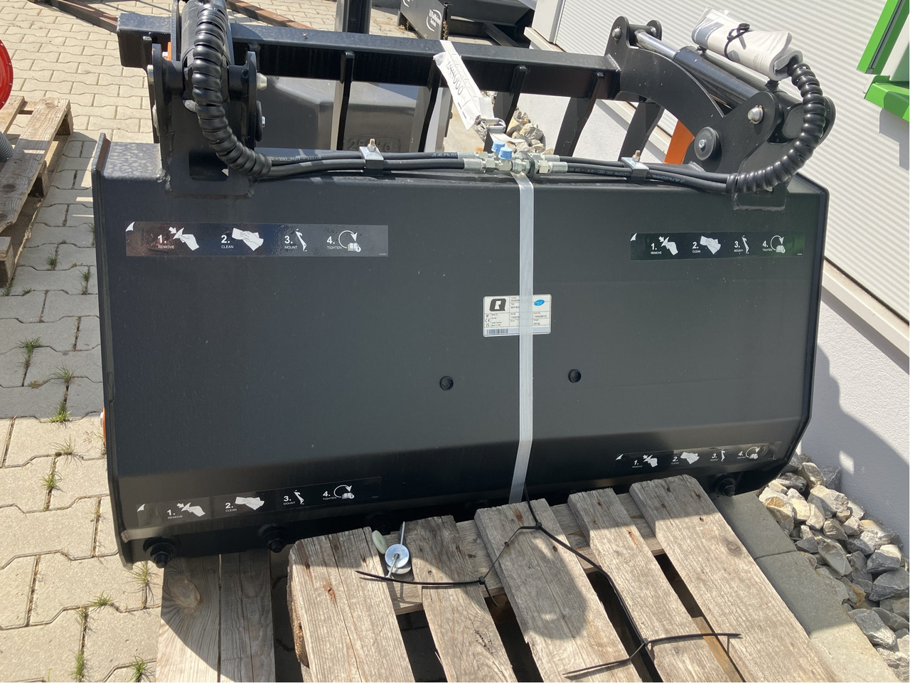 Alö SILOGRAB S 130 BOH M16 S/L - Sprednji nakladalnik za traktor: slika 2 Alö SILOGRAB S 130 BOH M16 S/L - Sprednji nakladalnik za traktor: slika 2