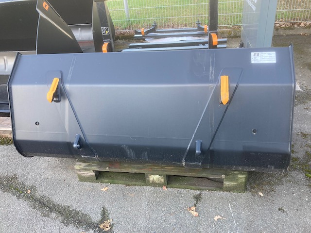 Alö Volumenschaufel VM 245 - Sprednji nakladalnik za traktor: slika 2 Alö Volumenschaufel VM 245 - Sprednji nakladalnik za traktor: slika 2